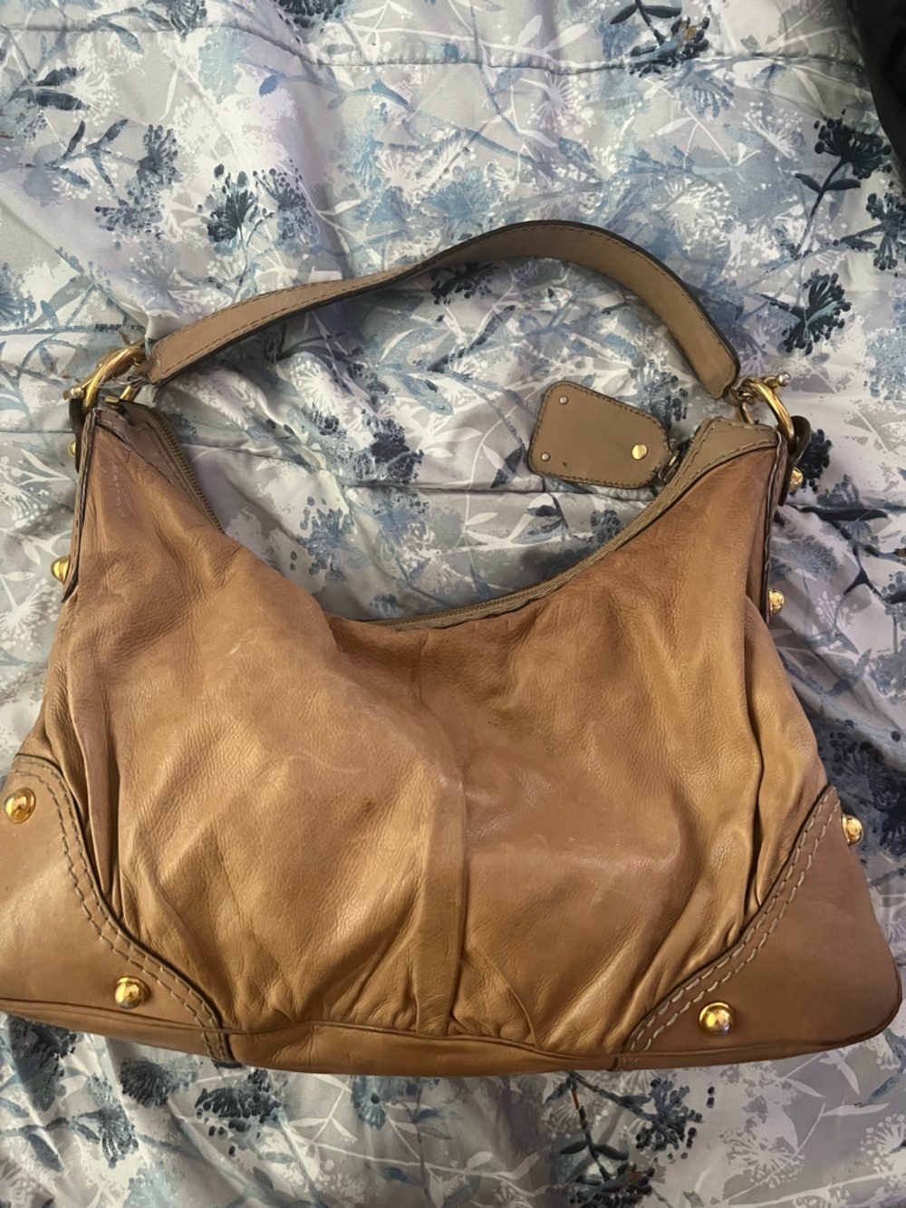 Gucci Calfskin Jockey Hobo Large handbag in tan leathe